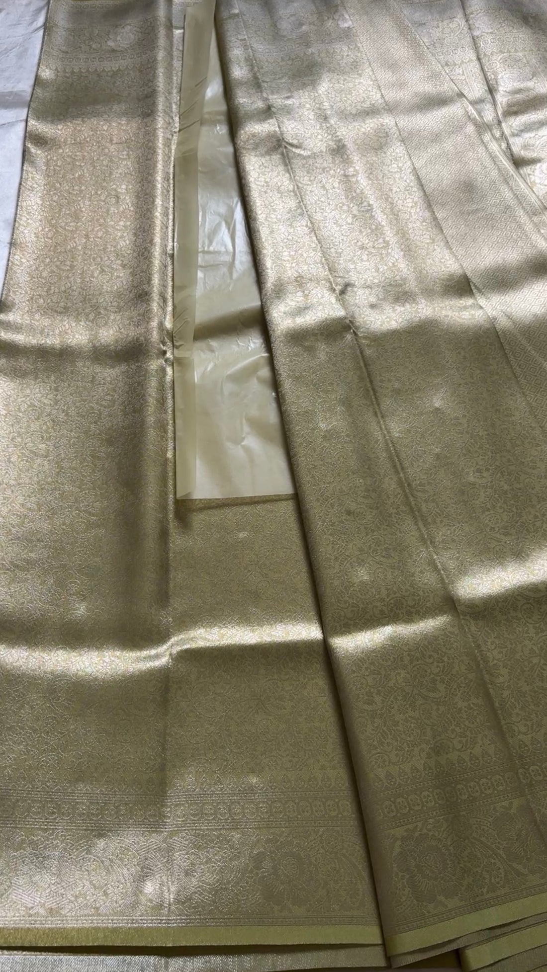 Soft silk KR 123