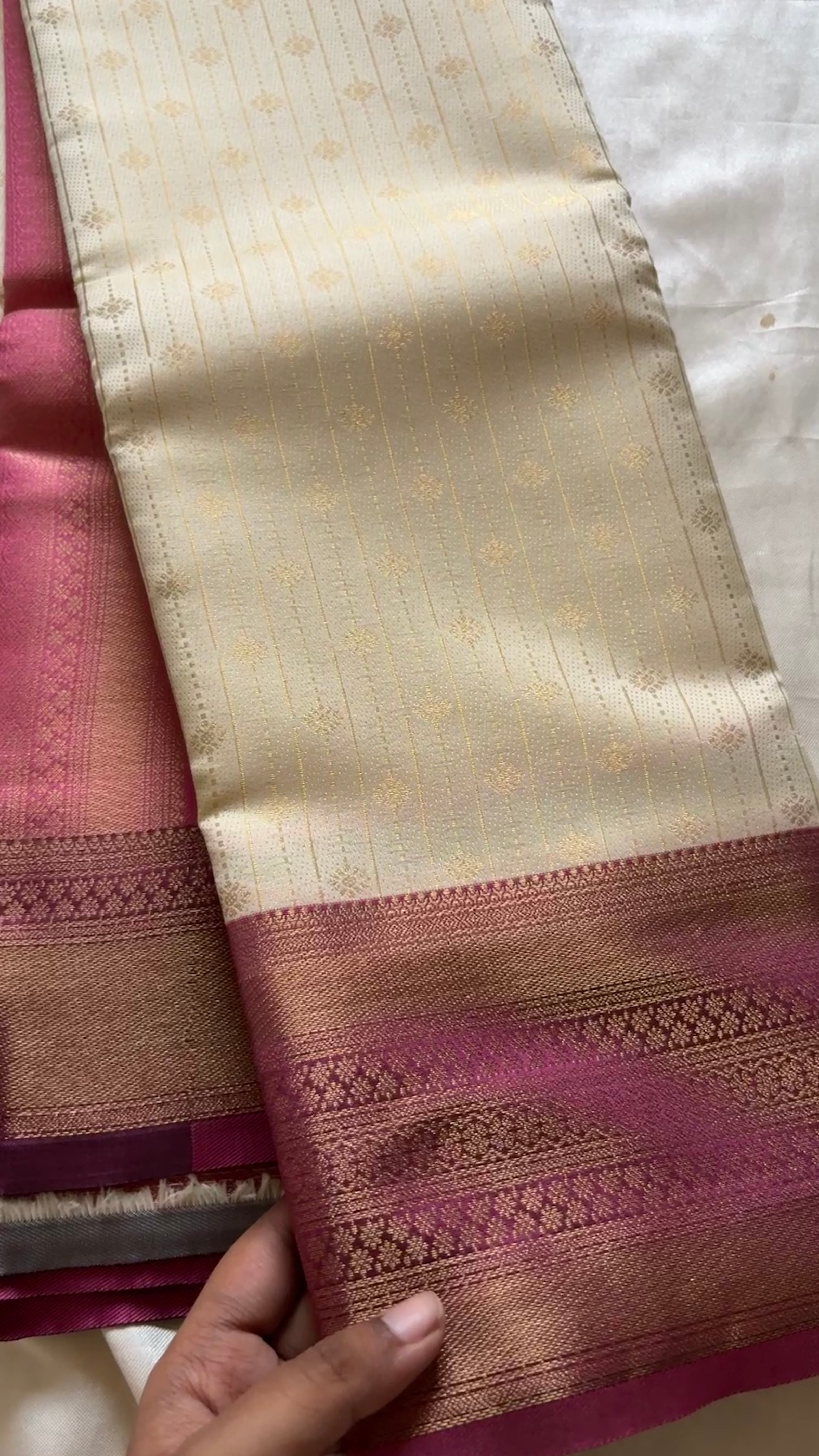 Semi Soft silk kr63