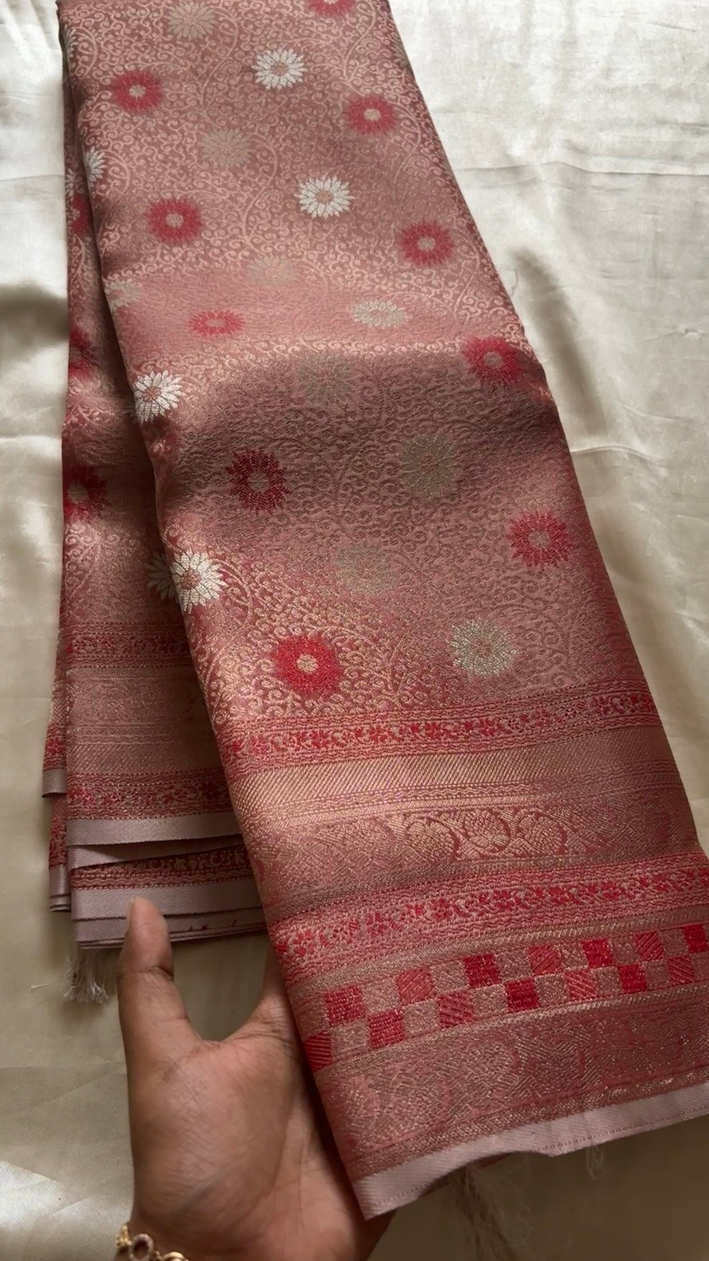 Tissue Brocade soft silk 47