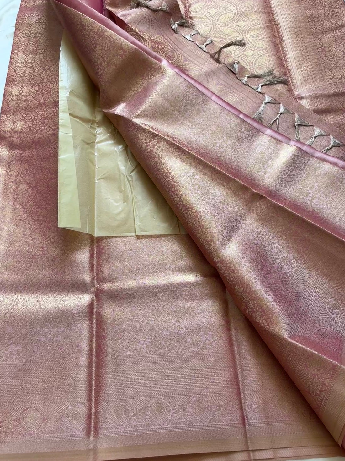 Tissue brocade silk KR81