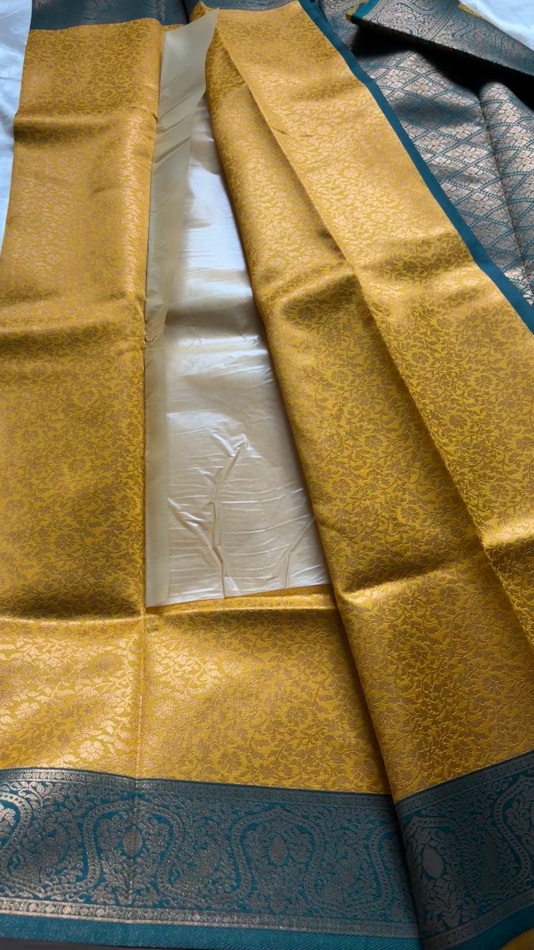 Kanchi semi soft silk kr15