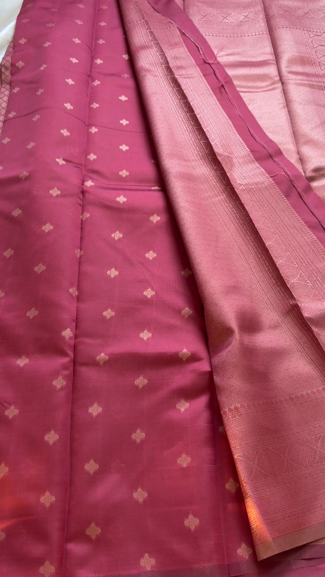 Semi brocade soft Silk kr35