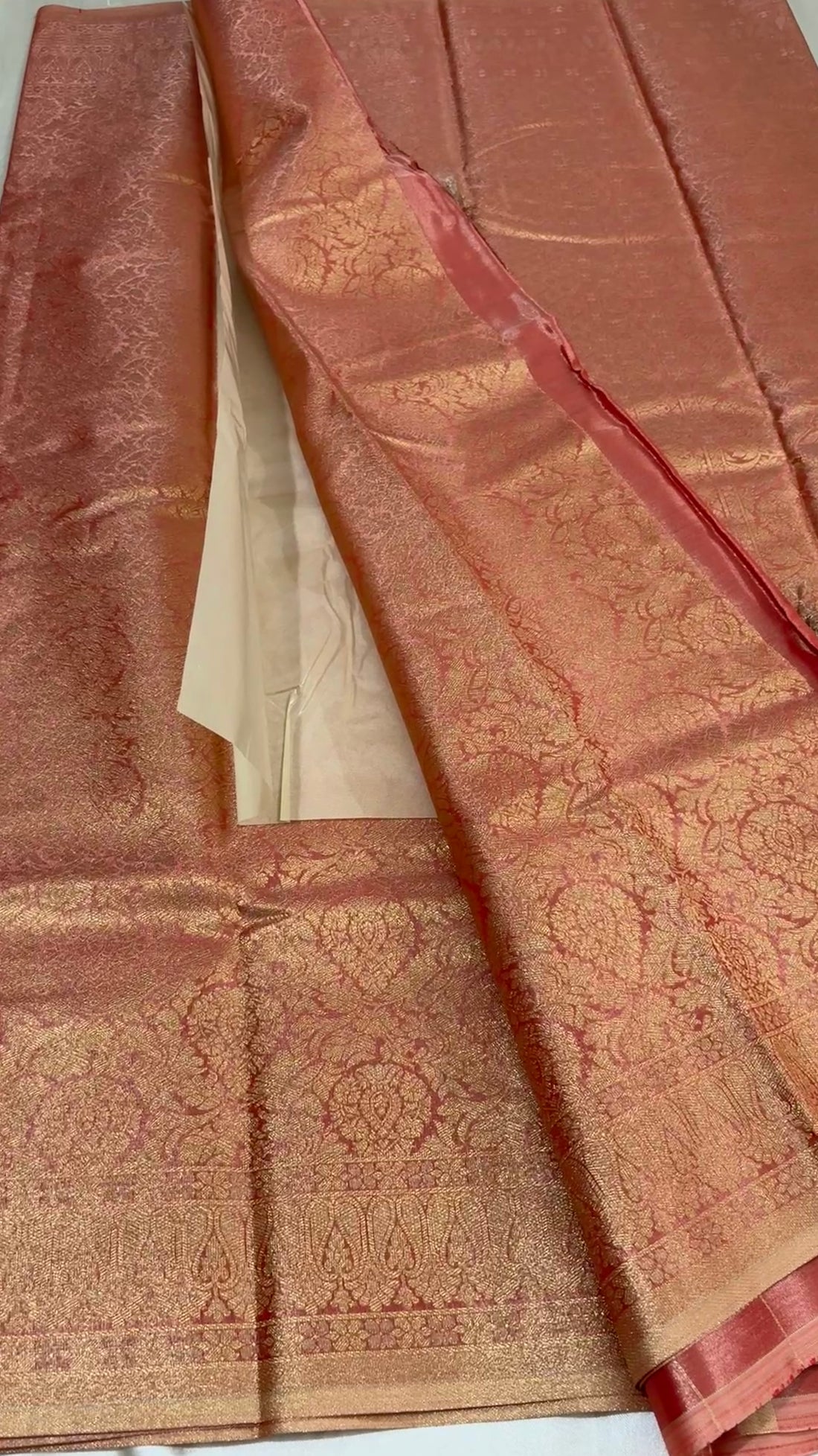 Tissue Brocade soft silk kr35