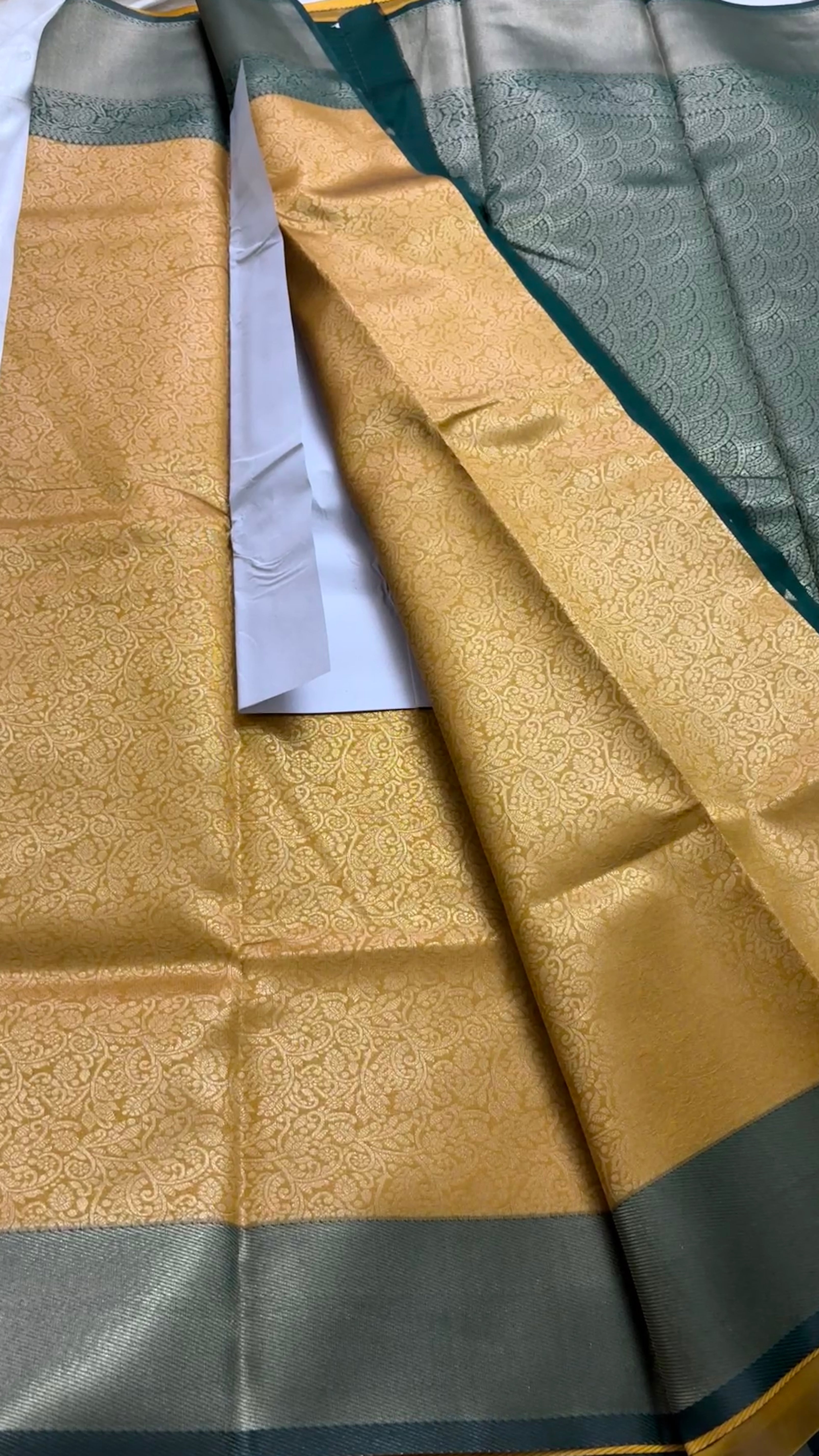 Kanchi semi soft silk Kr 123