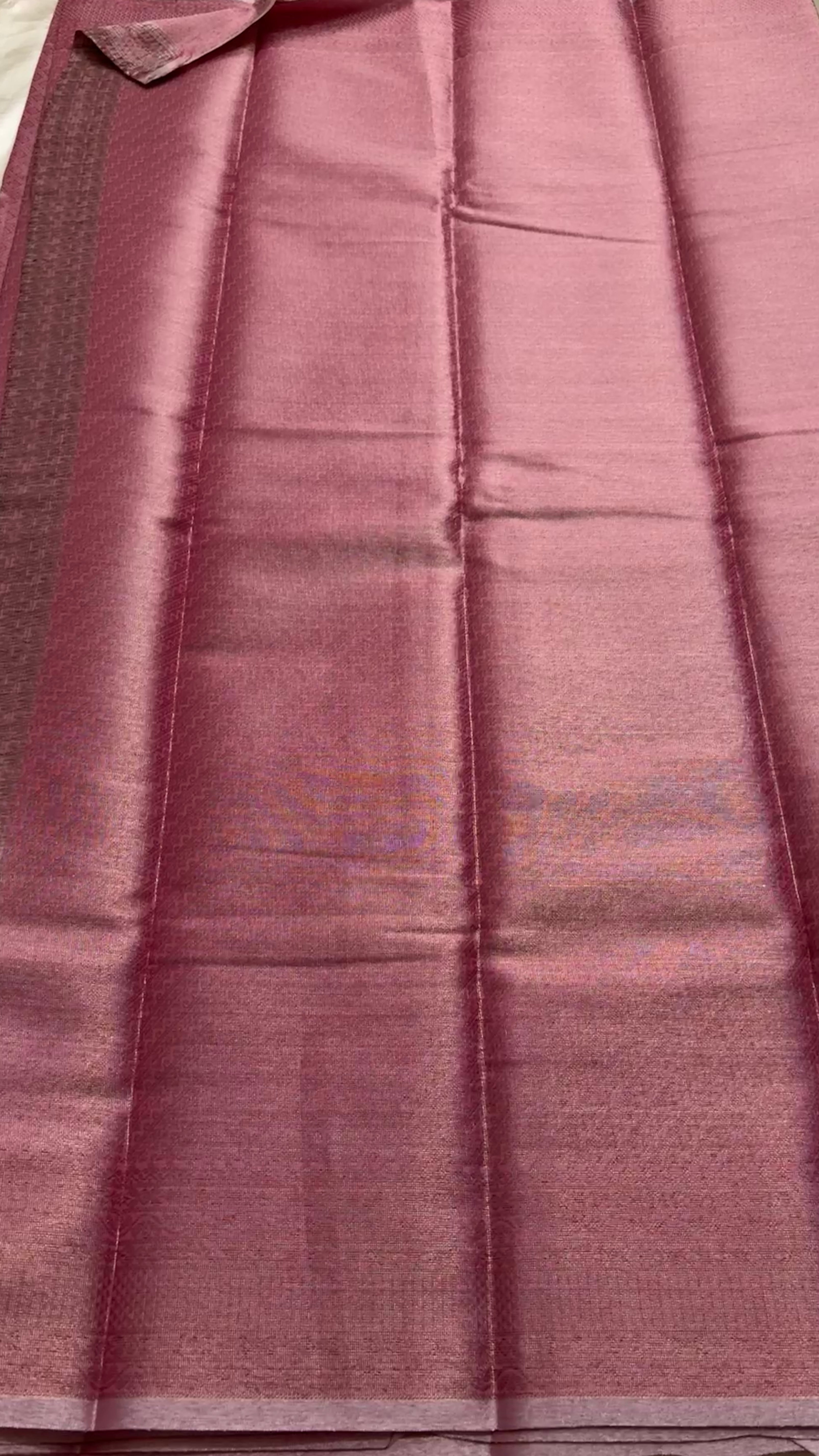 Tissue Brocade soft silk kr76