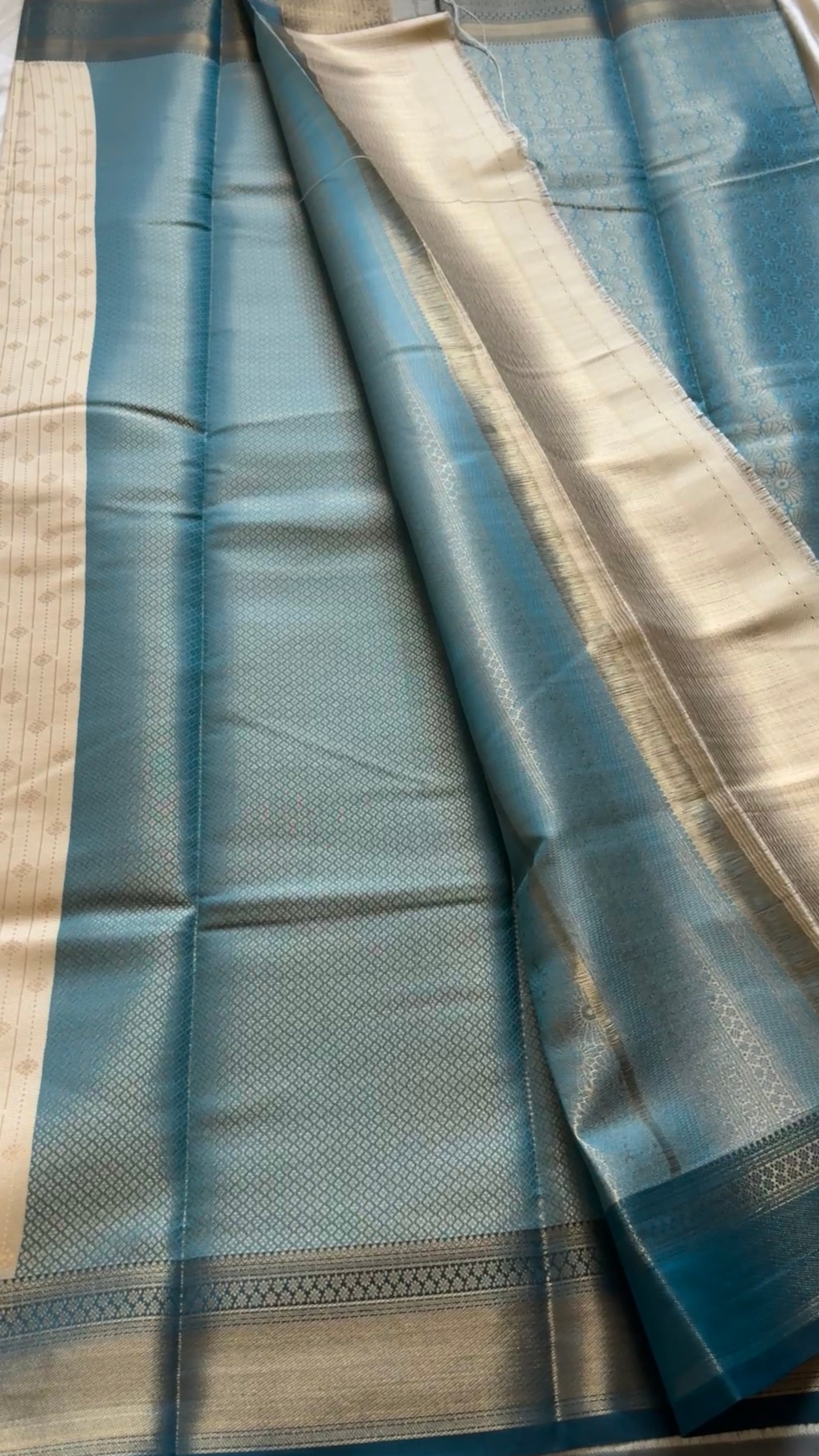 Semi Soft silk kr62