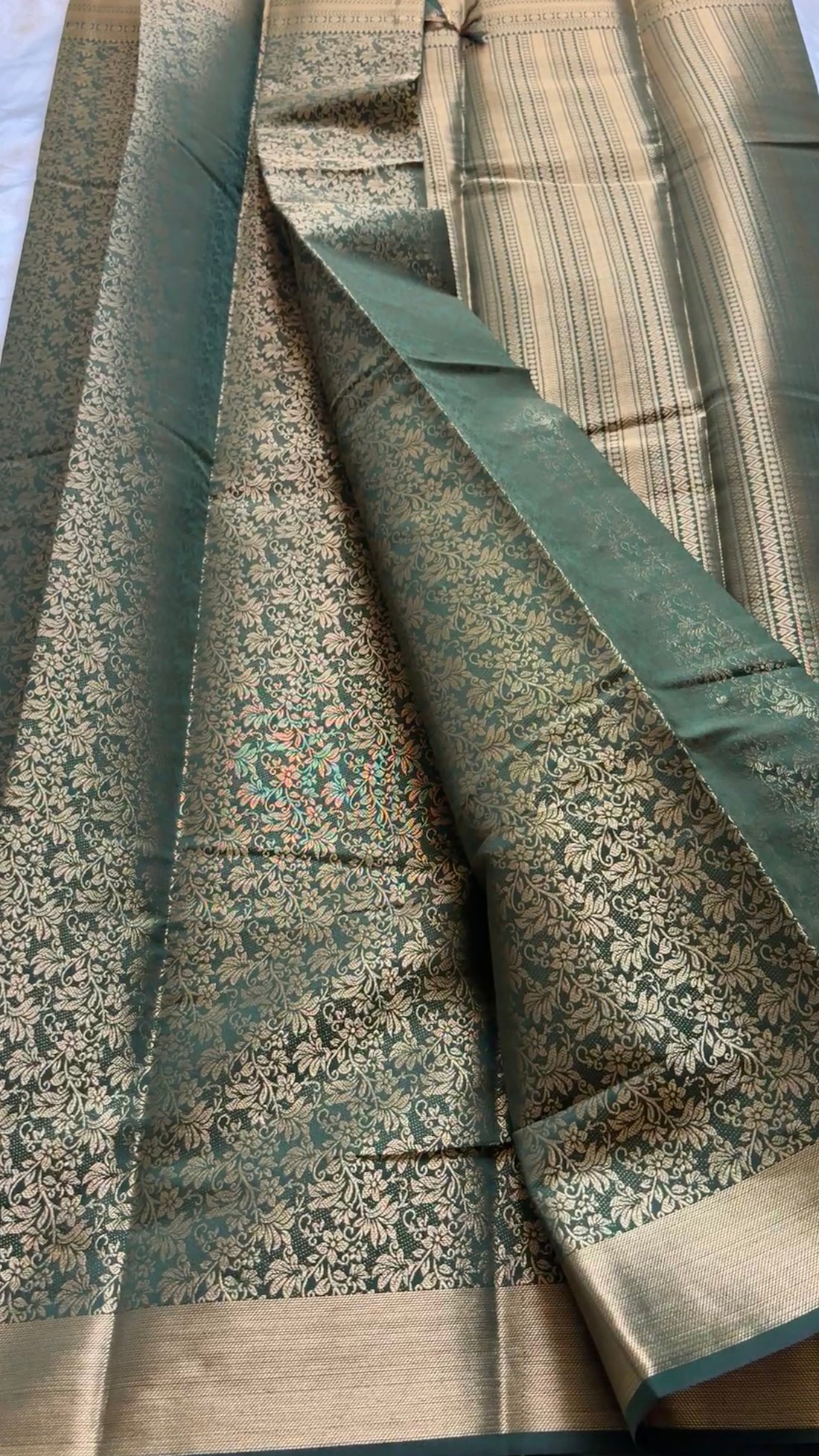Premium Brocade soft silk kr149