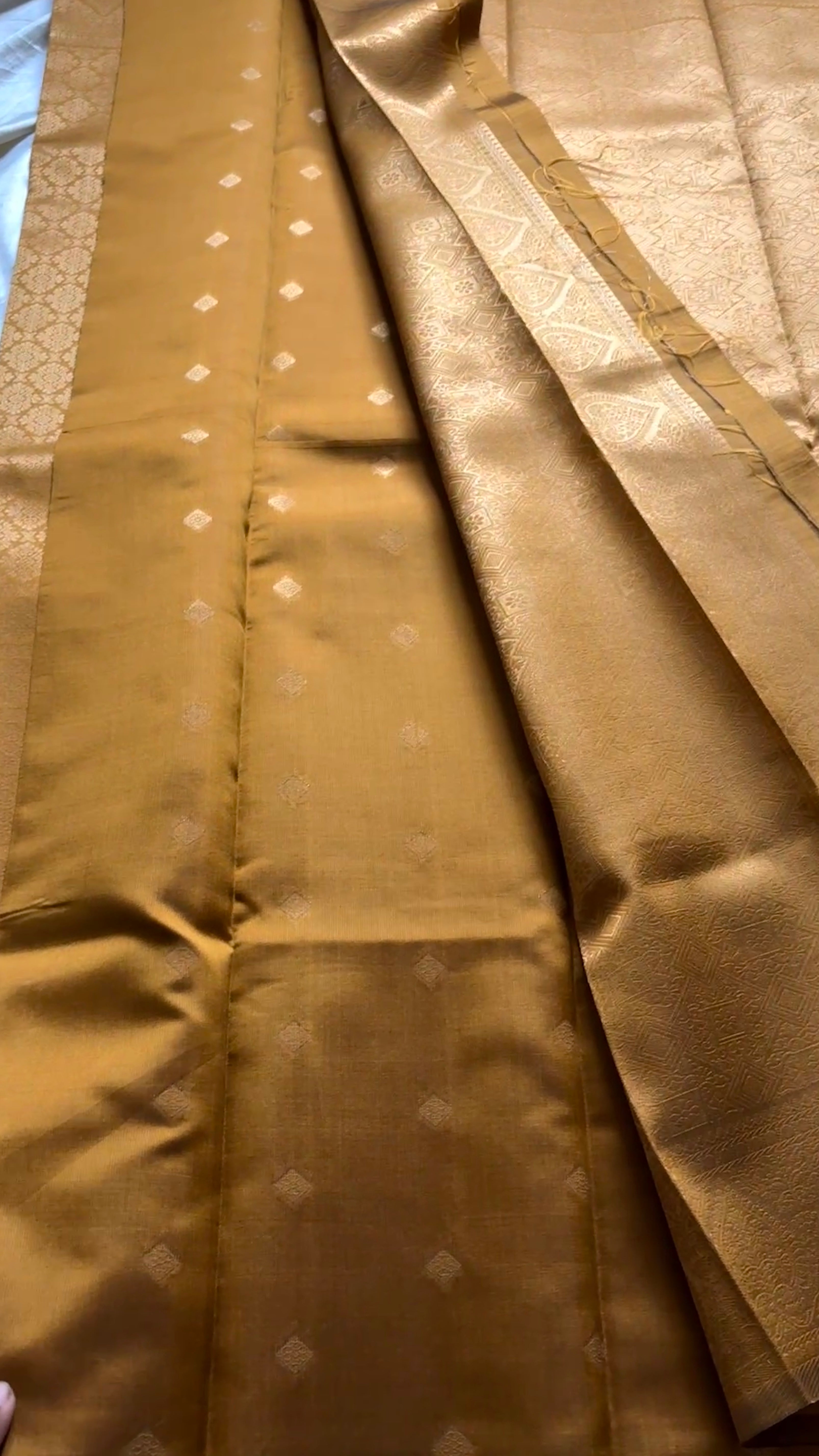 Semi brocade kr3