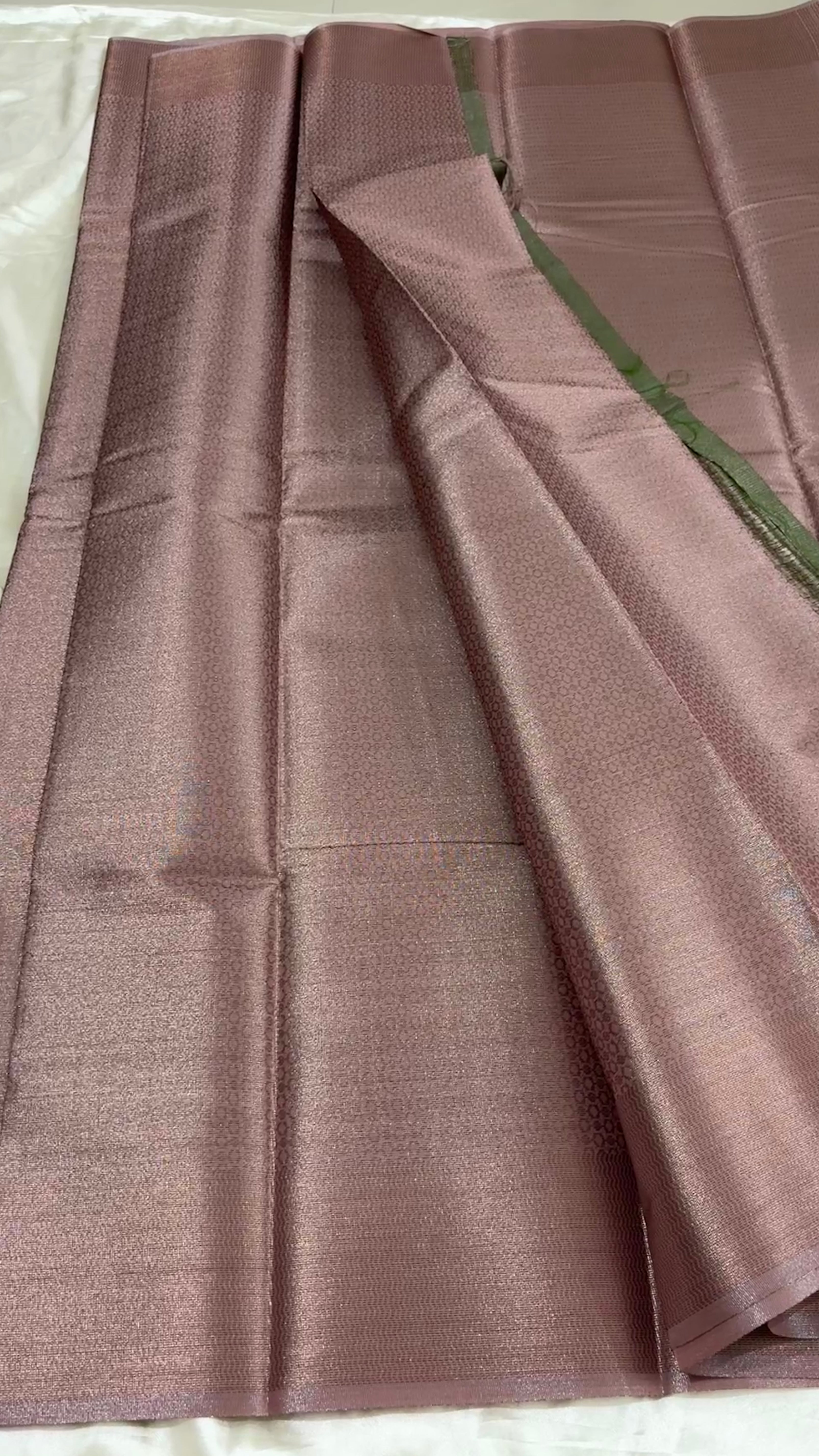 Tissue Brocade soft silk kr33