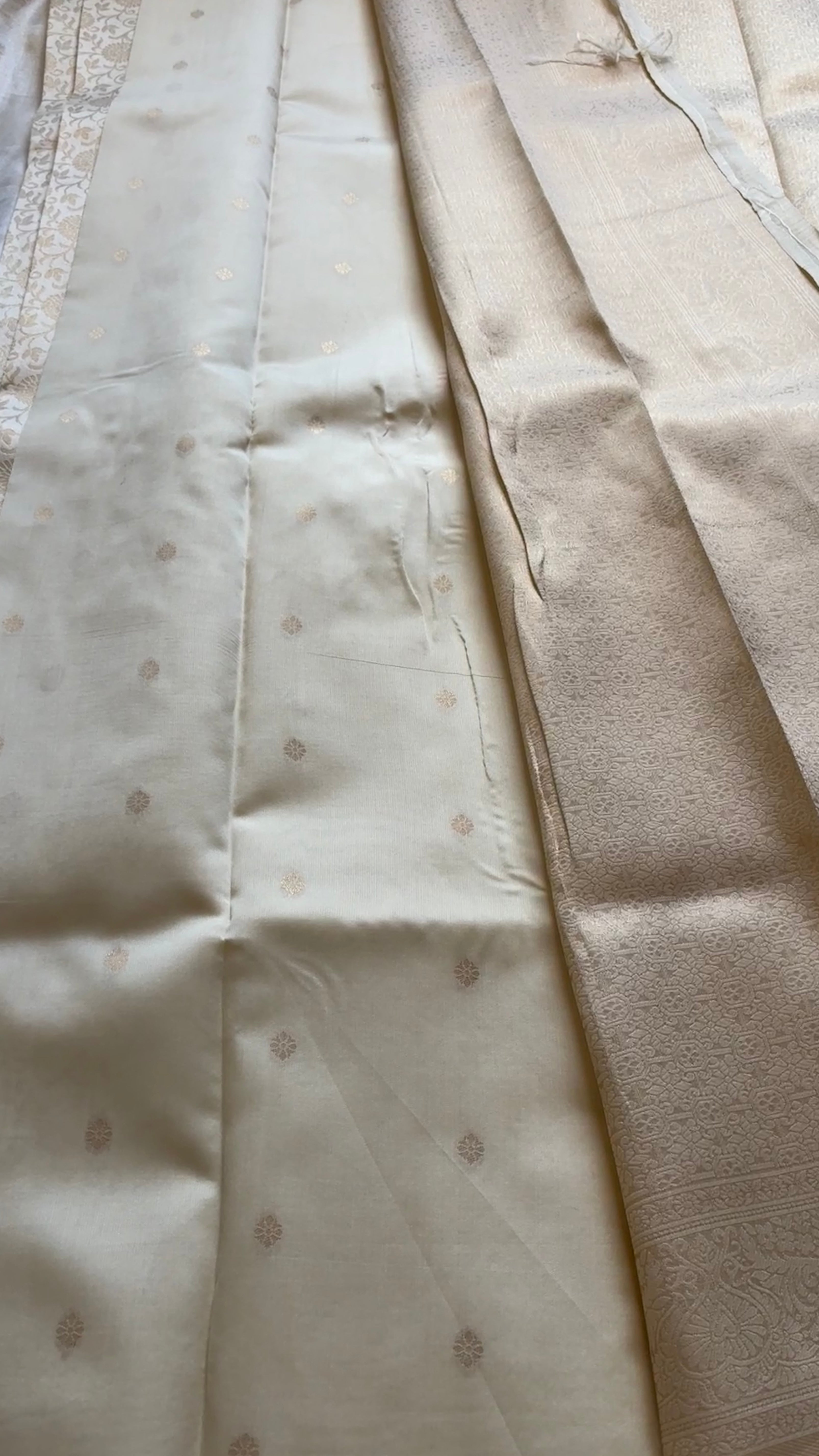 Semi brocade kr 114