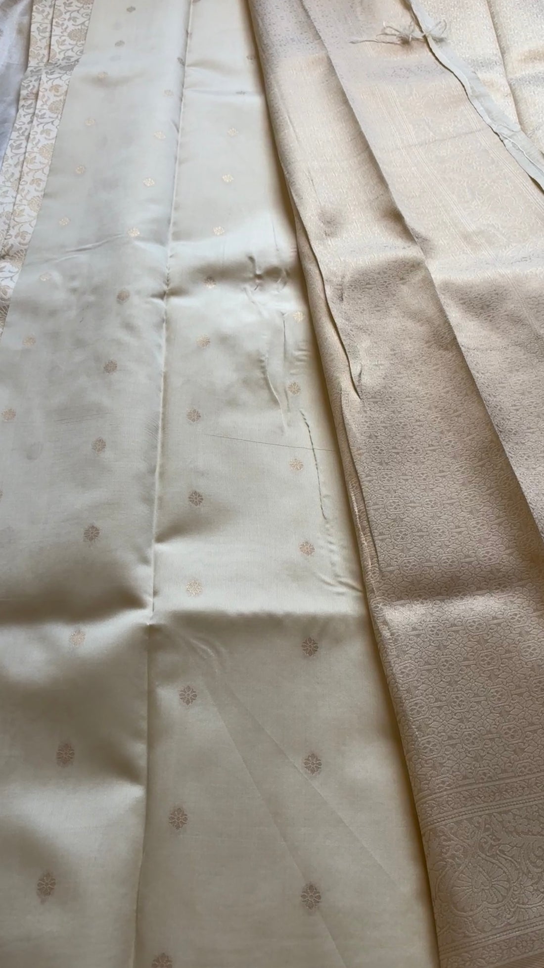 Semi brocade kr 114