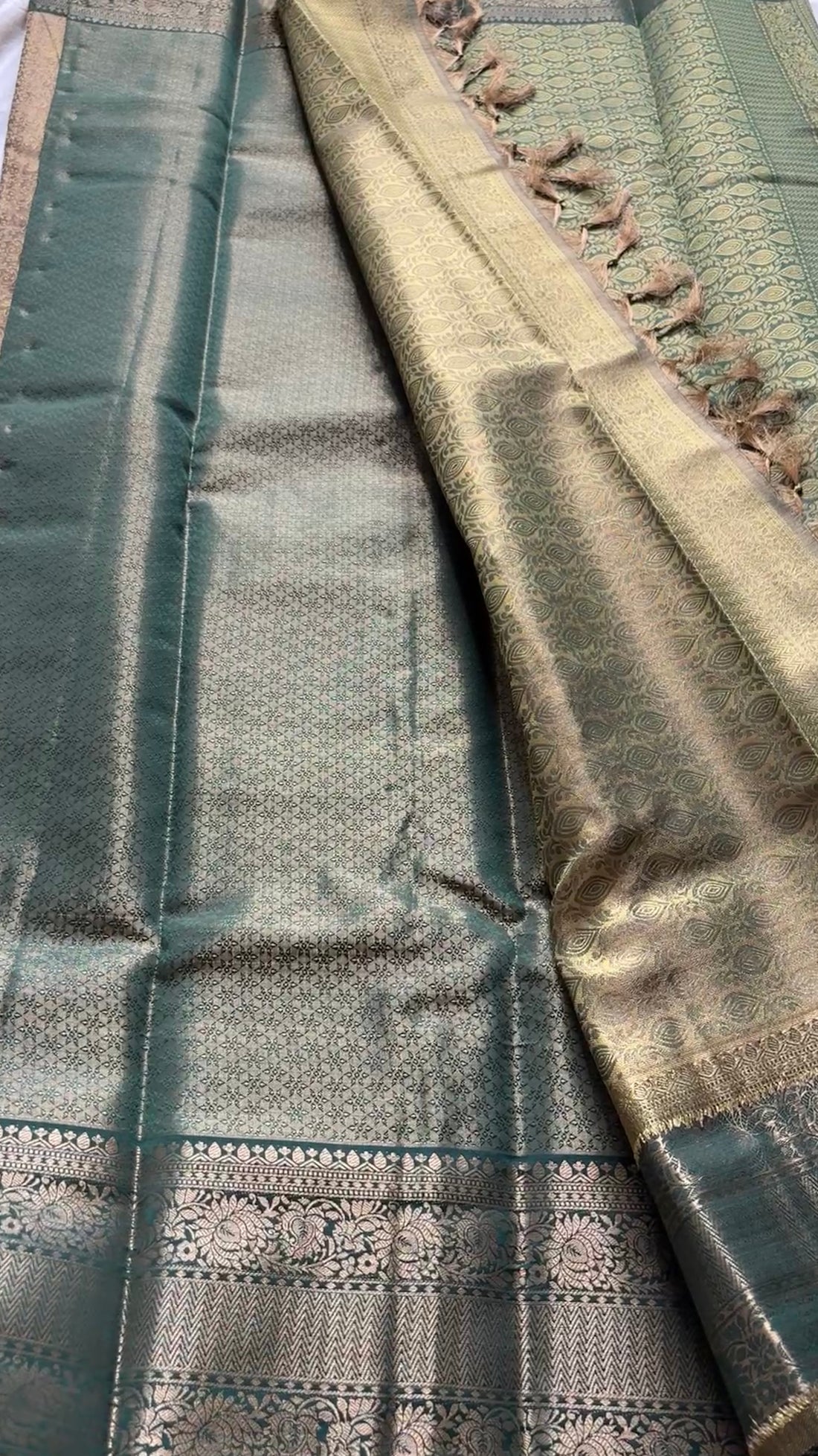 Premium  Tissue brocade kr25