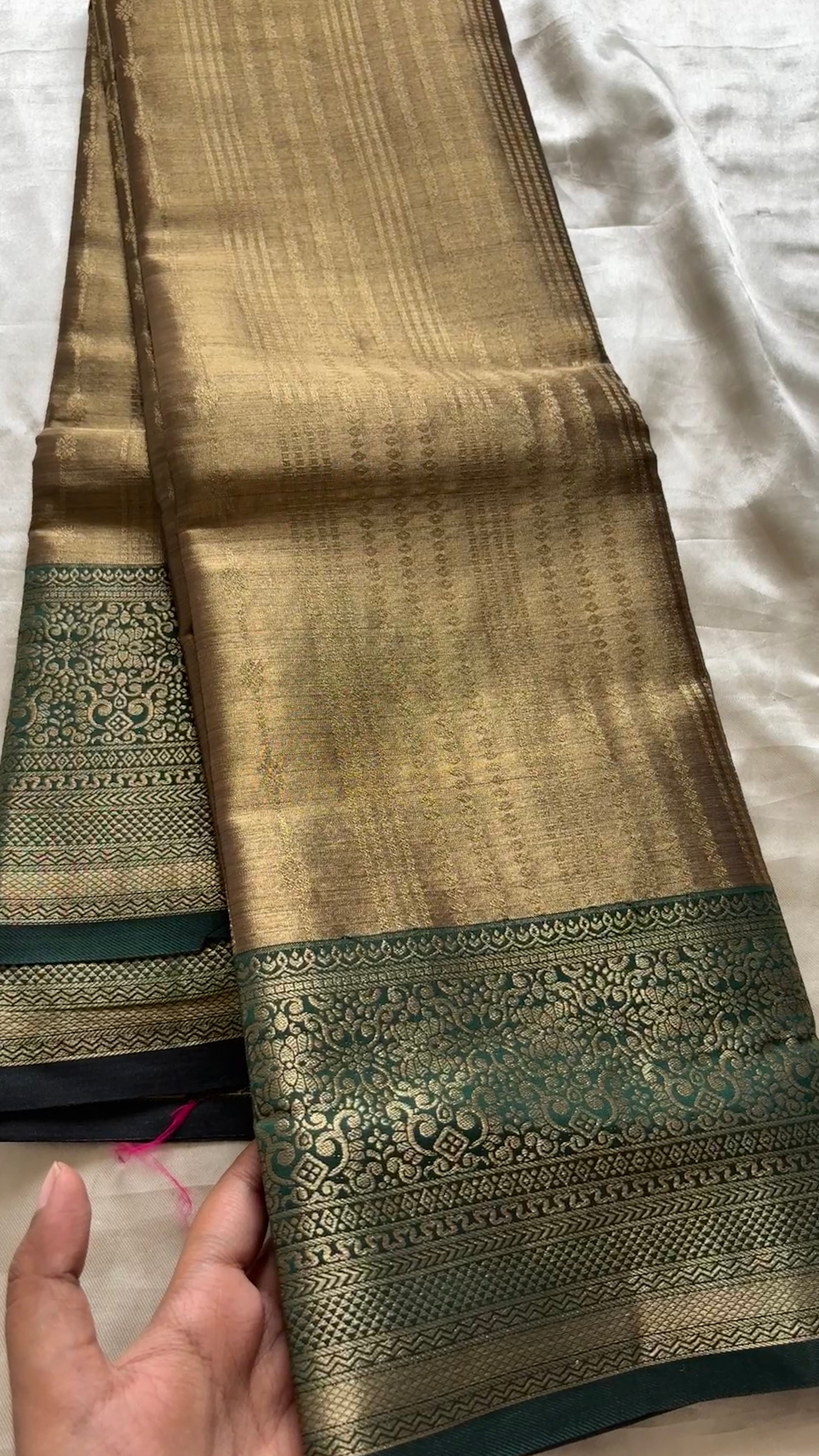 Premium  Tissue brocade kr7