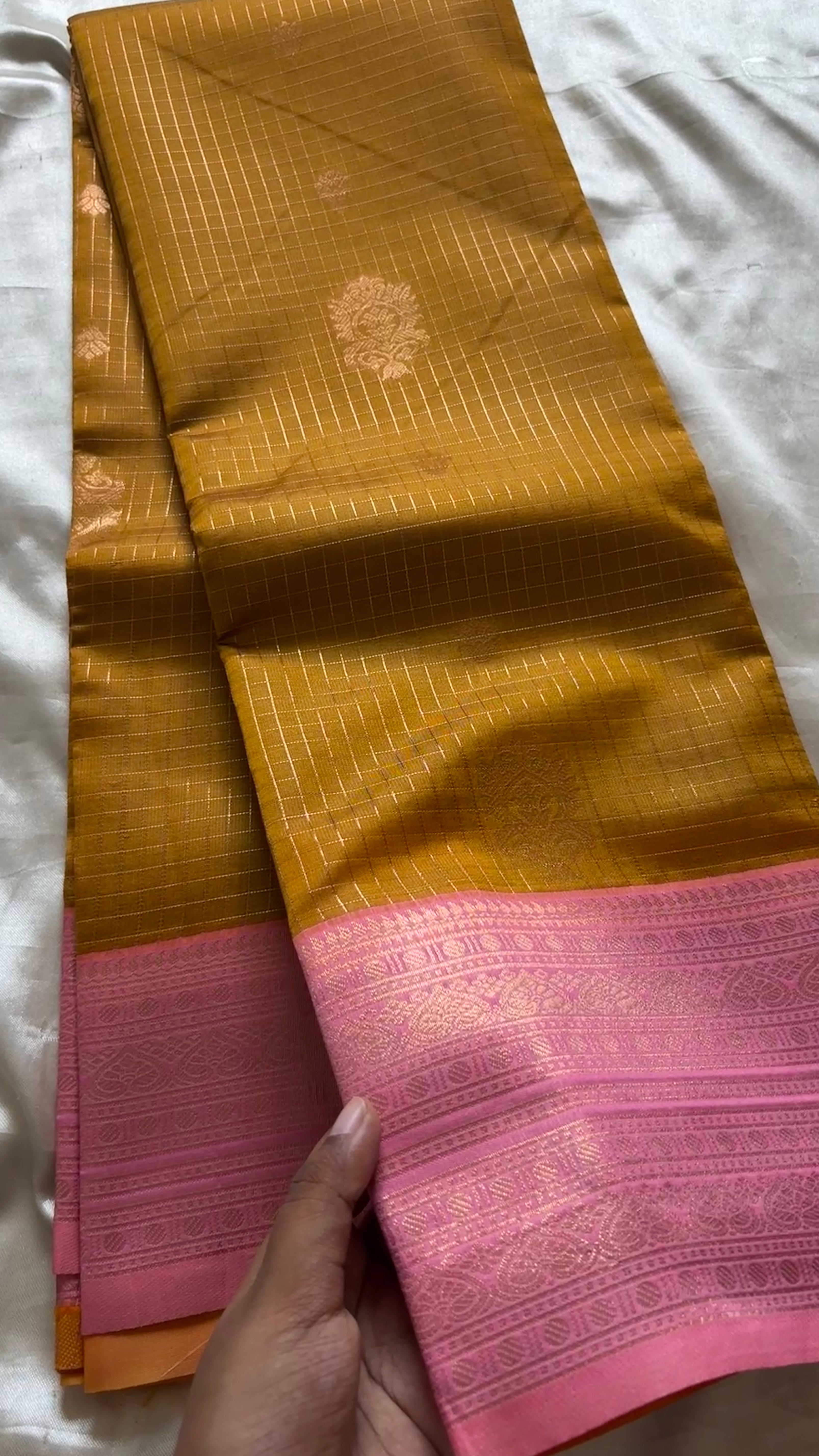 Premium Kanchi Kr17