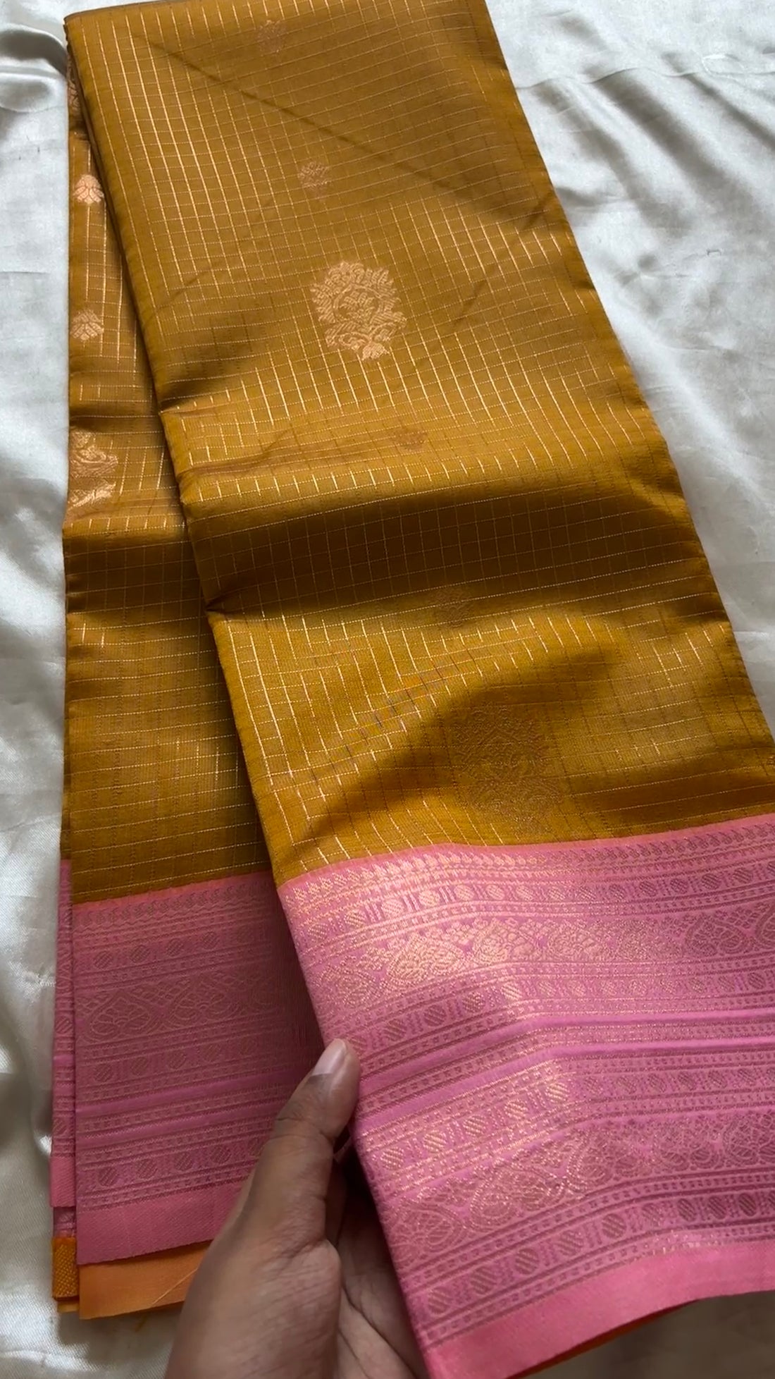 Premium Kanchi Kr17