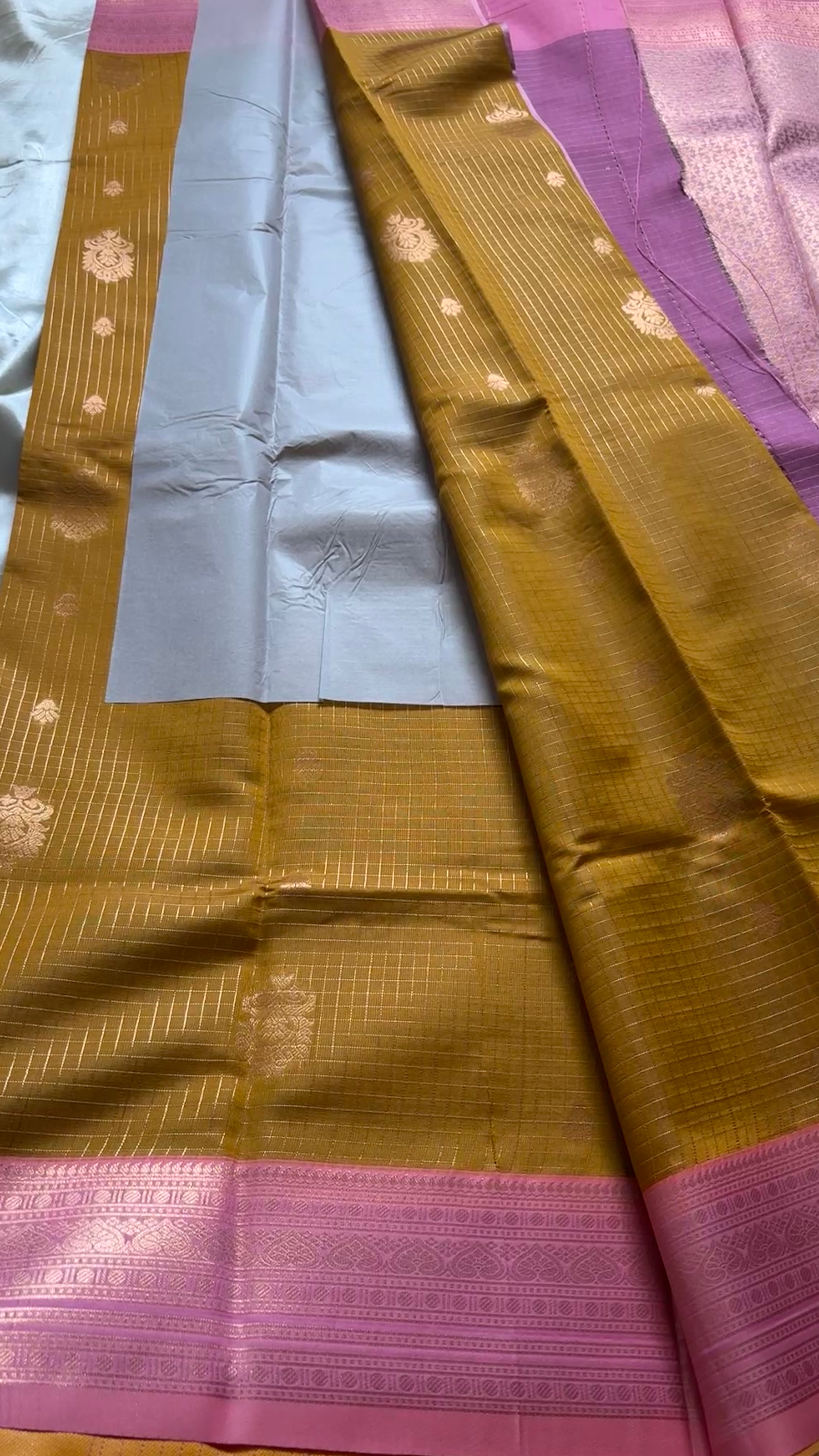 Premium Kanchi Kr17